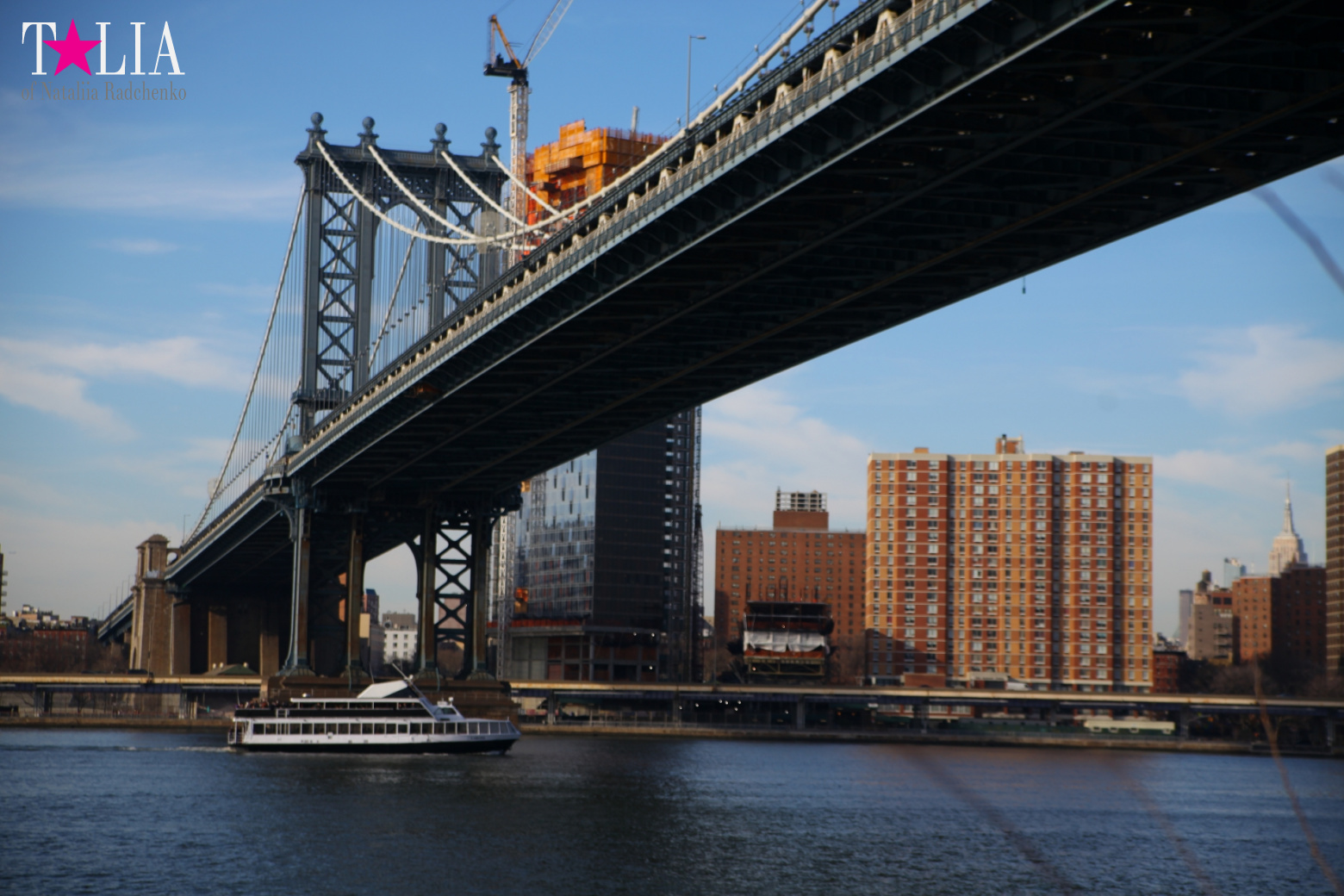 Manhattan Bridge in New York, USA